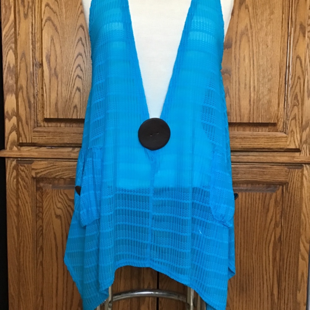 Boho NWOT Creation Beach coverup size large with pockets, button accent or top - Picture 2 of 9